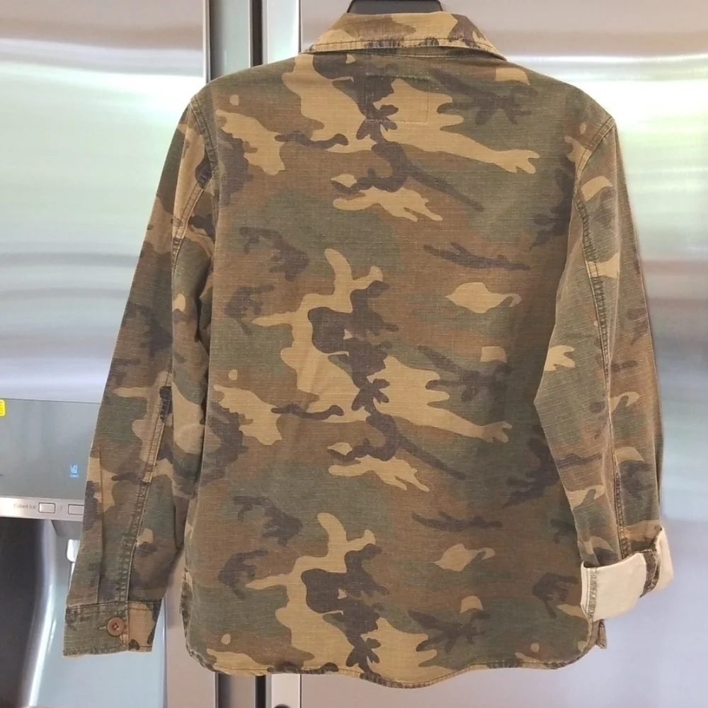 💕SANCTUARY💕 Camo Button Down Boyfriend Shirt